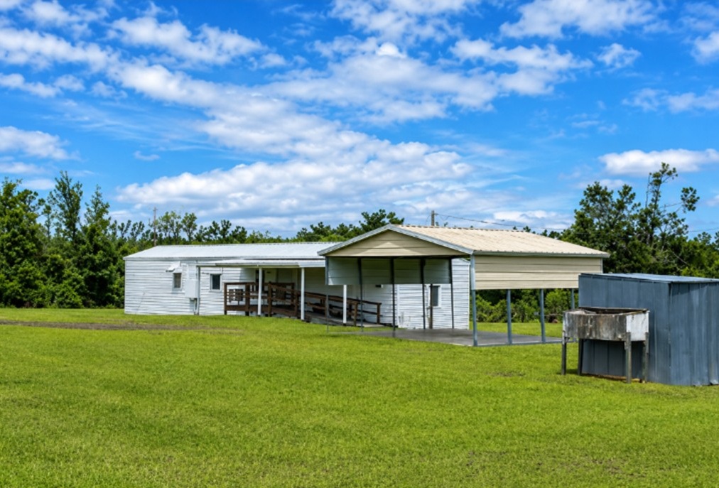 1142 SW Jim Clark Road Madison, FL 32340